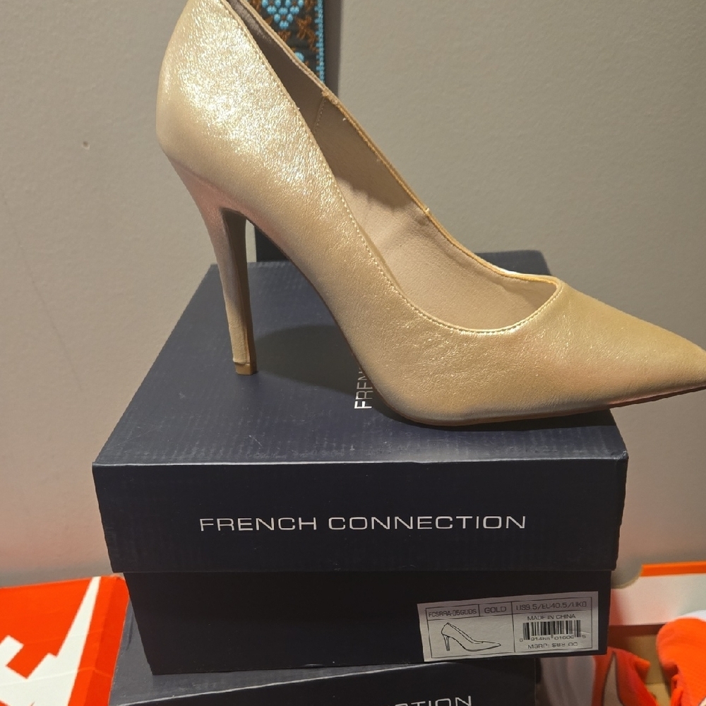 Brand NEW-French Connection Shimmering Gold Heels Size 9.5